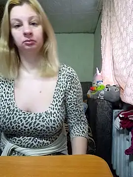 Snapshot of BustyBlond chatting on 03.18.26 BustyBlond online show from 03.18.26