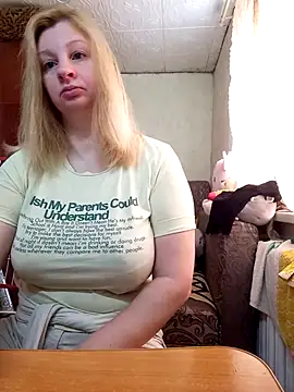 Snapshot of BustyBlond chatting on 03.30.26 BustyBlond online show from 03.30.26