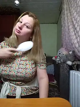 Snapshot of BustyBlond chatting on 04.12.26 BustyBlond online show from 04.12.26