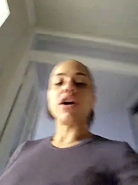 Snapshot of RuggyRackz chatting on 11.08.25 RuggyRackz online show from 11.08.25