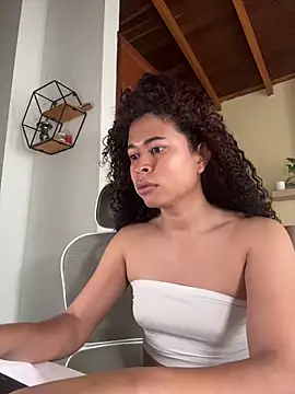 GabriSaenz online show from 06.13.26