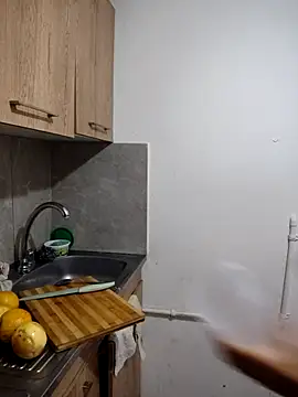 SAT--SU U online show from 12.02.25