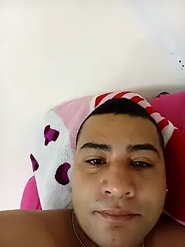 EISONREINA11 online show from 10.14.25