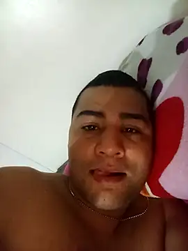 EISONREINA11 online show from 10.18.25