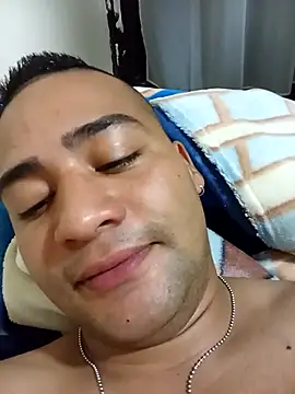 EISONREINA11 online show from 10.28.25