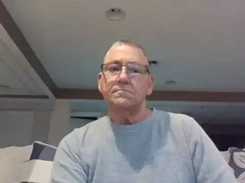 Snapshot of takeitall101 chatting on 01.06.25 takeitall101 online show from 01.06.25