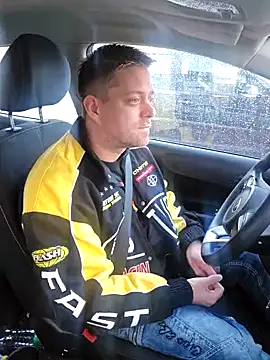 Trucker Hunter online show from 12.04.24