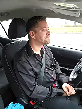 Trucker Hunter online show from 12.25.24