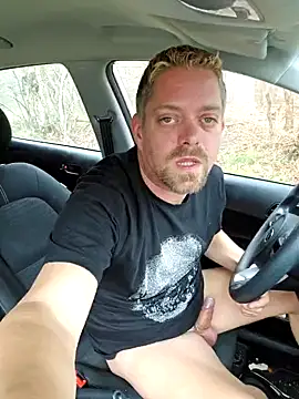 Trucker Hunter online show from 01.18.25