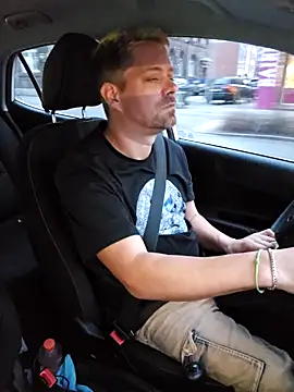 Trucker Hunter online show from 01.22.25