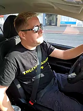 Trucker Hunter online show from 03.09.25