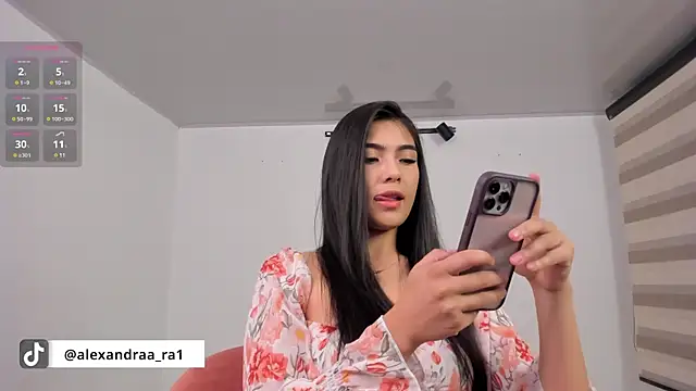 Alexandra ra online show from 03.14.25