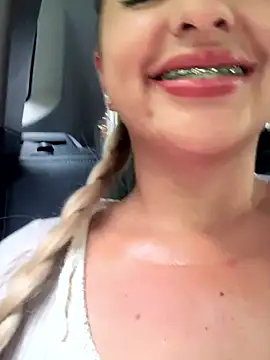 sammyqueenx21 online show from 03.20.25