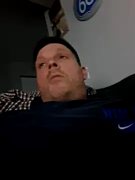 Snapshot of curiouscock38 chatting on 04.19.26 curiouscock38 online show from 04.19.26