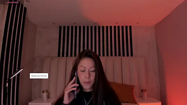 Snapshot of ErikaBenz_ chatting on 05.25.26 ErikaBenz online show from 05.25.26
