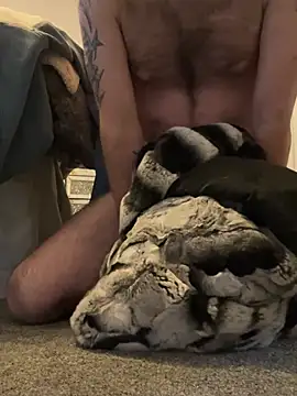 Snapshot of Furdale chatting on 12.31.24 Furdale online show from 12.31.24