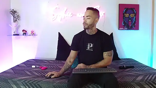 SophieFoxx17 online show from 03.27.26