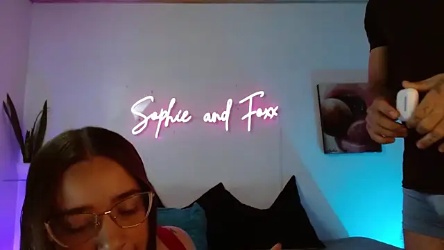 SophieFoxx17 online show from 05.12.26