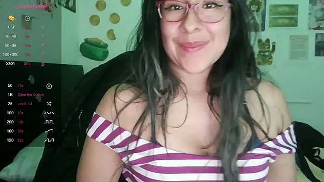 Snapshot of malishka18 chatting on 07.22.26 malishka18 online show from 07.22.26