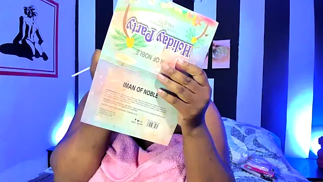 Snapshot of YeminaLeman chatting on 02.14.25 YeminaLeman online show from 02.14.25