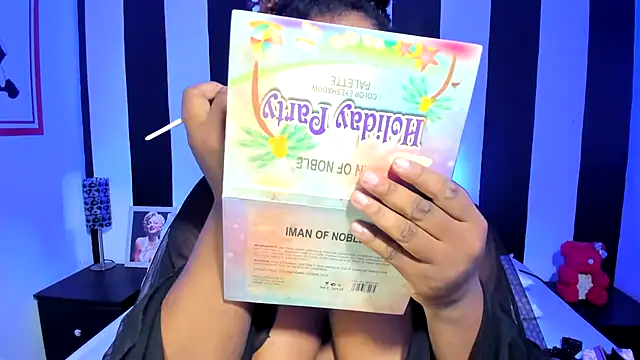 Snapshot of YeminaLeman chatting on 03.07.25 YeminaLeman online show from 03.07.25