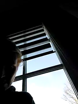 Snapshot of AnnualSunrise chatting on 12.08.24 AnnualSunrise online show from 12.08.24