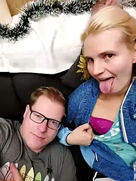 Snapshot of AnnualSunrise chatting on 12.16.24 AnnualSunrise online show from 12.16.24