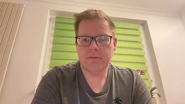 Snapshot of AnnualSunrise chatting on 01.25.25 AnnualSunrise online show from 01.25.25