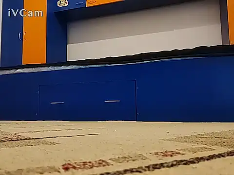 Snapshot of lorenithats chatting on 02.22.25 lorenithats online show from 02.22.25