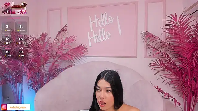 Natasharuso online show from 02.10.25