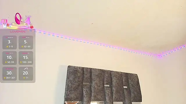 Natasharuso online show from 09.25.25