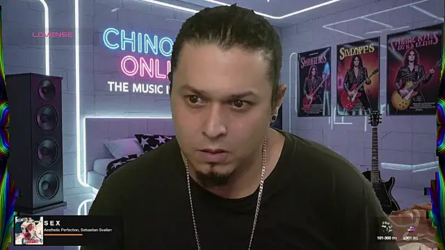 Snapshot of chino_roz chatting on 09.09.25 chino roz online show from 09.09.25
