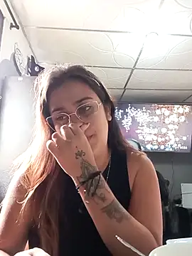 Snapshot of Latina_sexy1 chatting on 01.31.26 Latina sexy1 online show from 01.31.26