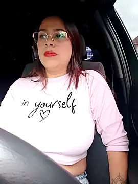 Snapshot of Latina_sexy1 chatting on 02.19.26 Latina sexy1 online show from 02.19.26