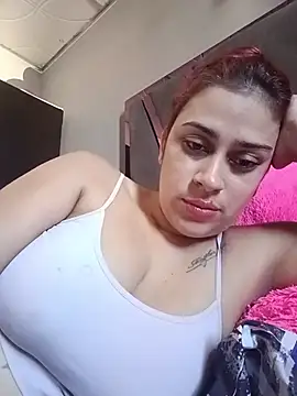 Snapshot of Latina_sexy1 chatting on 07.07.26 Latina sexy1 online show from 07.07.26