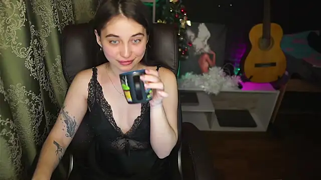 delicatedBailey online show from 01.18.25