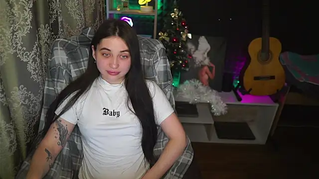 delicatedBailey online show from 02.13.25