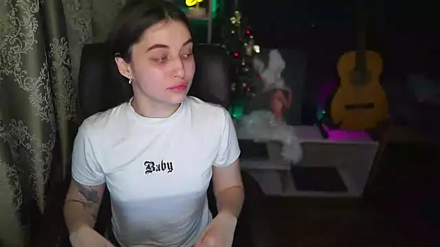 delicatedBailey online show from 02.14.25