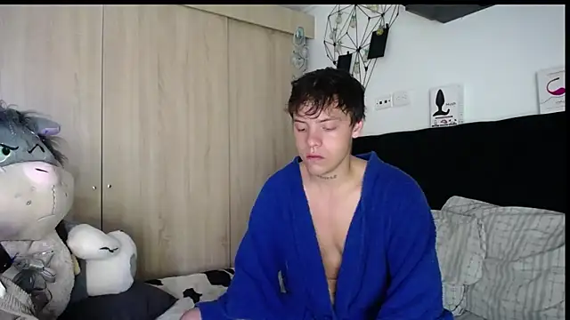 Santiago kiler online show from 11.06.25