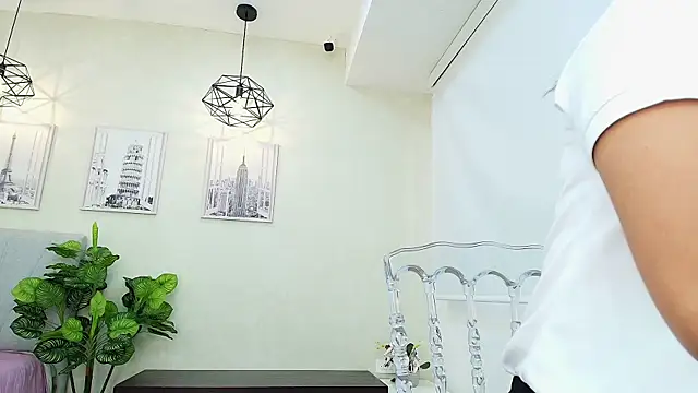 Sassy--Girl online show from 09.22.25