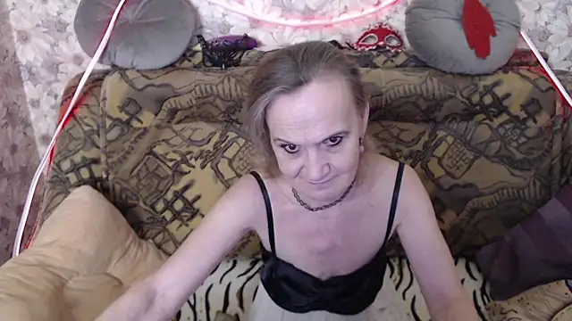 MissBekker online show from 05.16.26