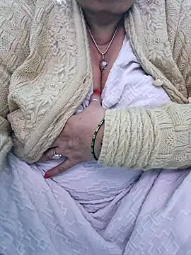 Snapshot of Kavya_XX chatting on 01.30.25 Kavya XX online show from 01.30.25