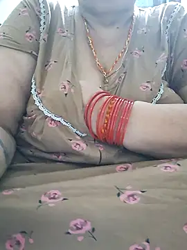 Snapshot of Kavya_XX chatting on 09.30.25 Kavya XX online show from 09.30.25