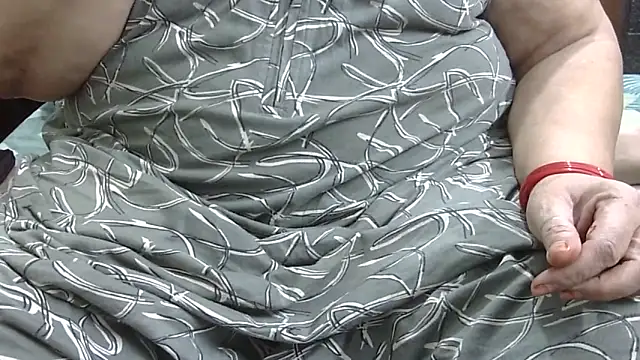 Snapshot of Kavya_XX chatting on 11.01.25 Kavya XX online show from 11.01.25