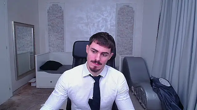 Snapshot of WilsonJules chatting on 12.29.24 WilsonJules online show from 12.29.24