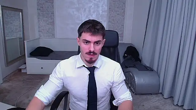 Snapshot of WilsonJules chatting on 12.29.24 WilsonJules online show from 12.29.24