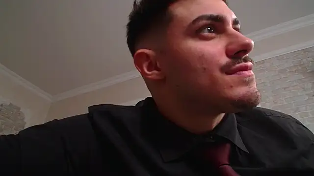 Snapshot of WilsonJules chatting on 01.24.25 WilsonJules online show from 01.24.25