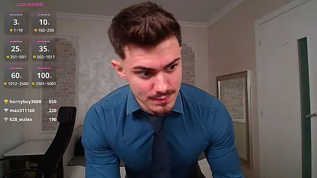 Snapshot of WilsonJules chatting on 02.05.25 WilsonJules online show from 02.05.25