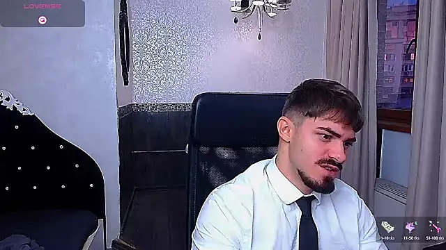 Snapshot of WilsonJules chatting on 09.26.25 WilsonJules online show from 09.26.25