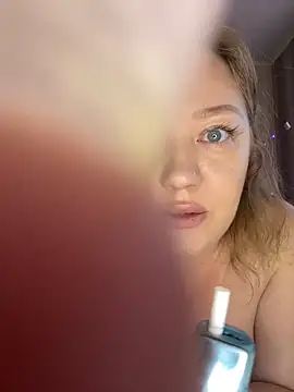 Snapshot of BBWOOW chatting on 12.24.24 BBWOOW online show from 12.24.24